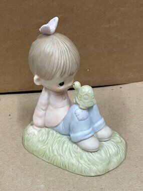 Precious Moments 20th Anniversary 1998 Limited Edition “Love Is Kind” - Retired